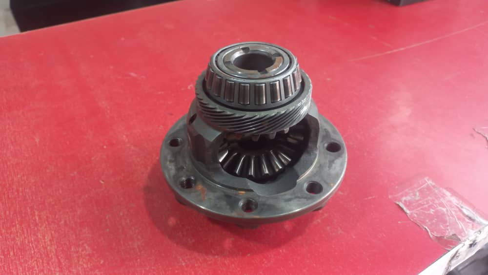 دنده دیشلی و هوزینگ گیربکس ام وی ام 315 (استوک)