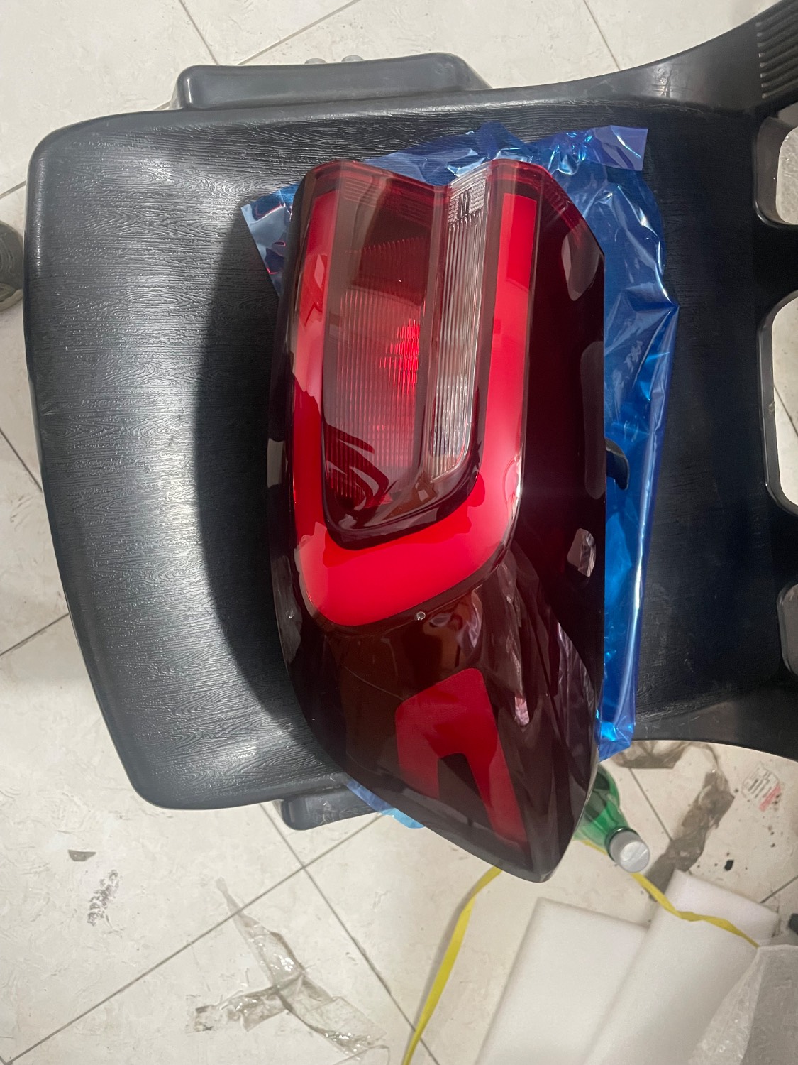 خطر عقب راننده تیگو ۷ پرو (نو وارداتی )
