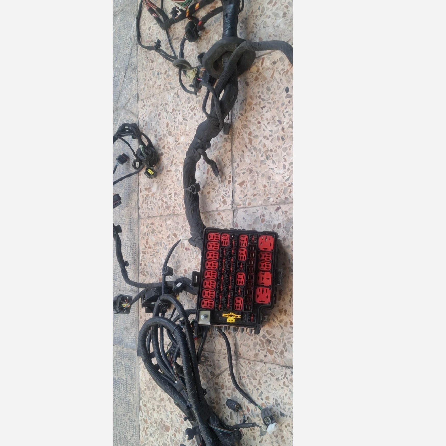 سیم کشی جعبه فیوز تیگو 7و8