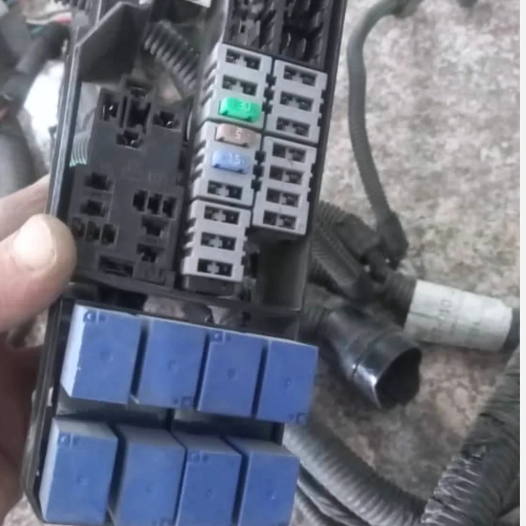 جعبه فیوز مزدا کارا