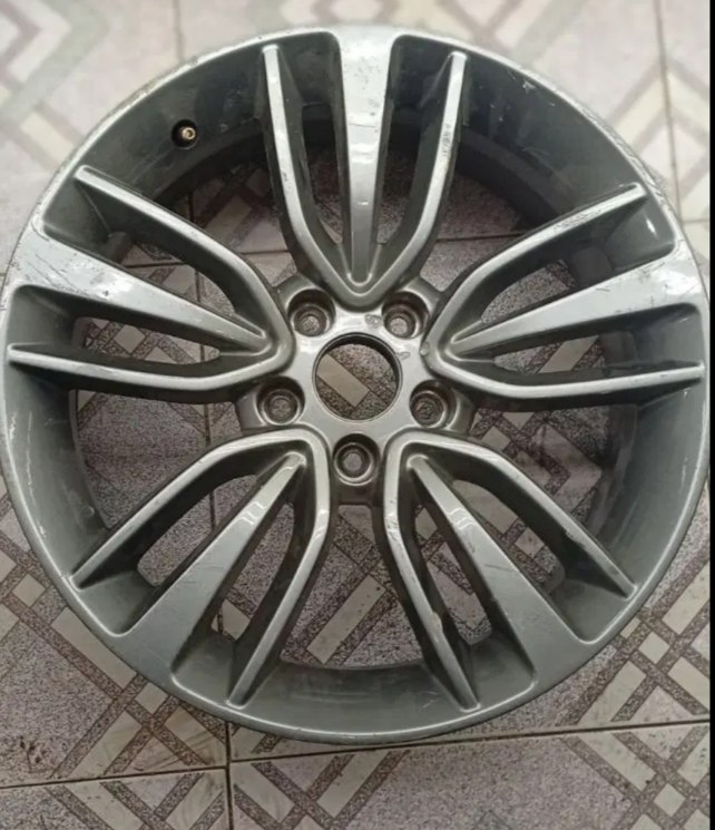 رینگ چرخ تیگو ۵ (استوک )